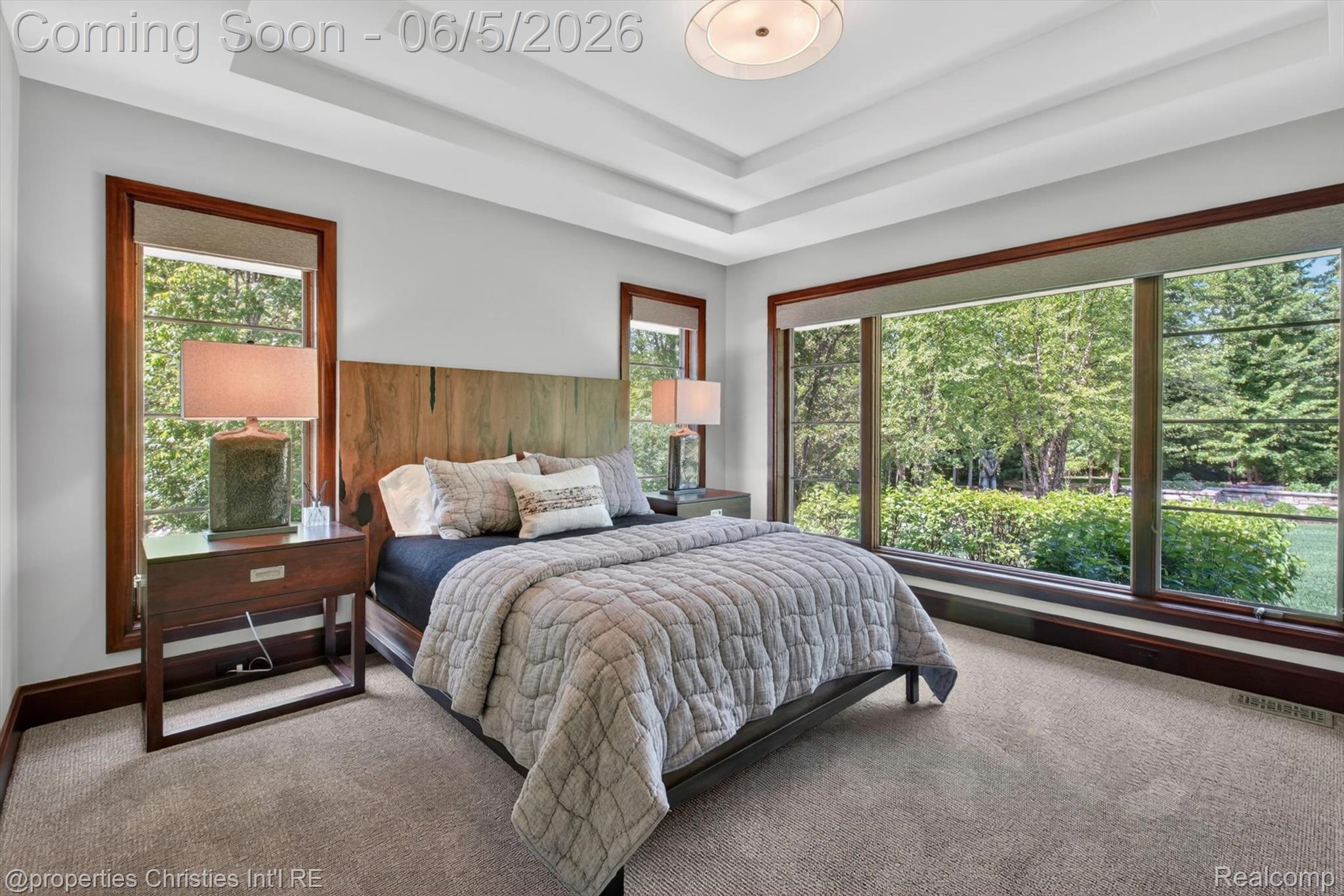 22635 Evergreen Court