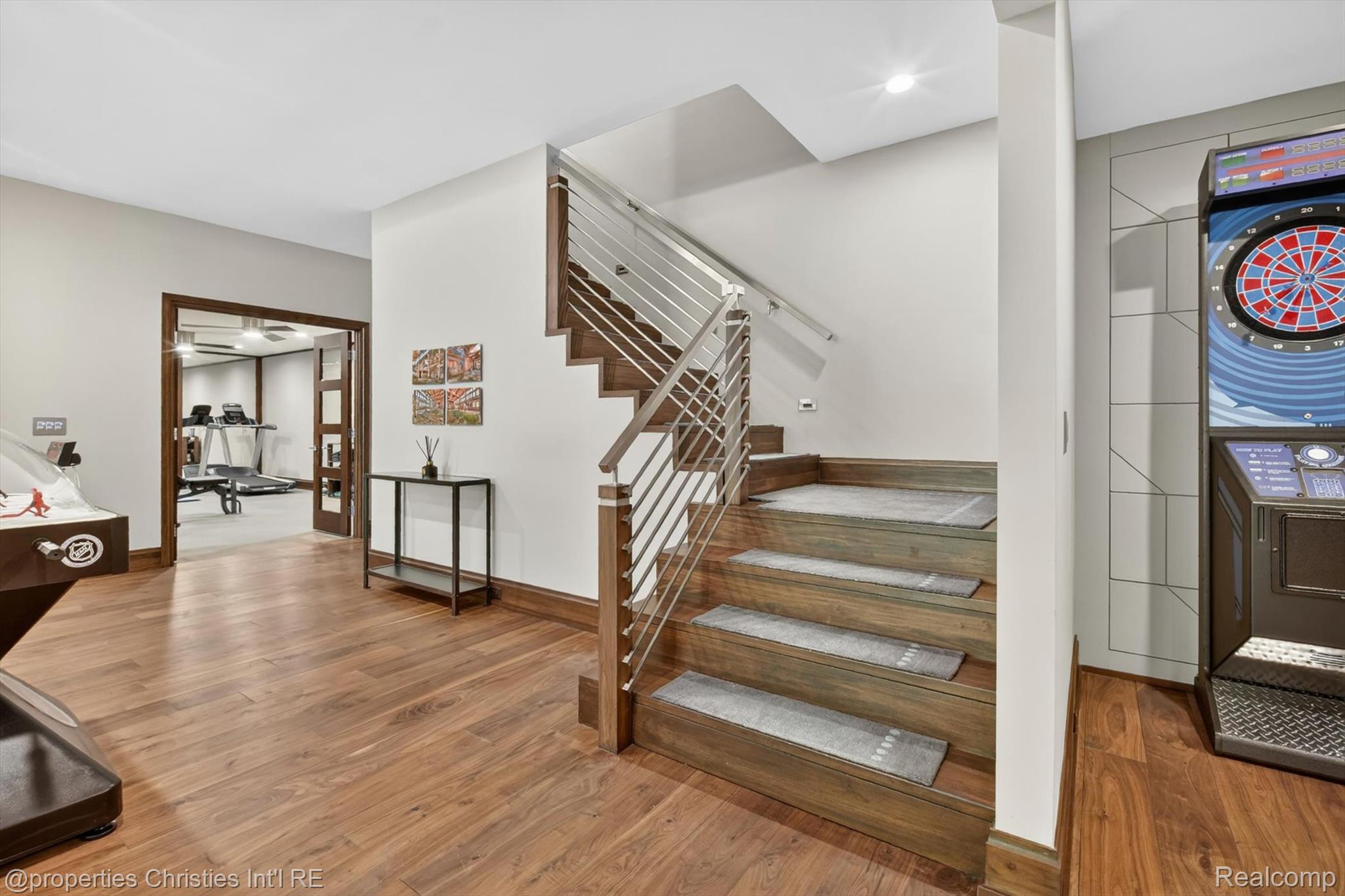 22635 Evergreen Court