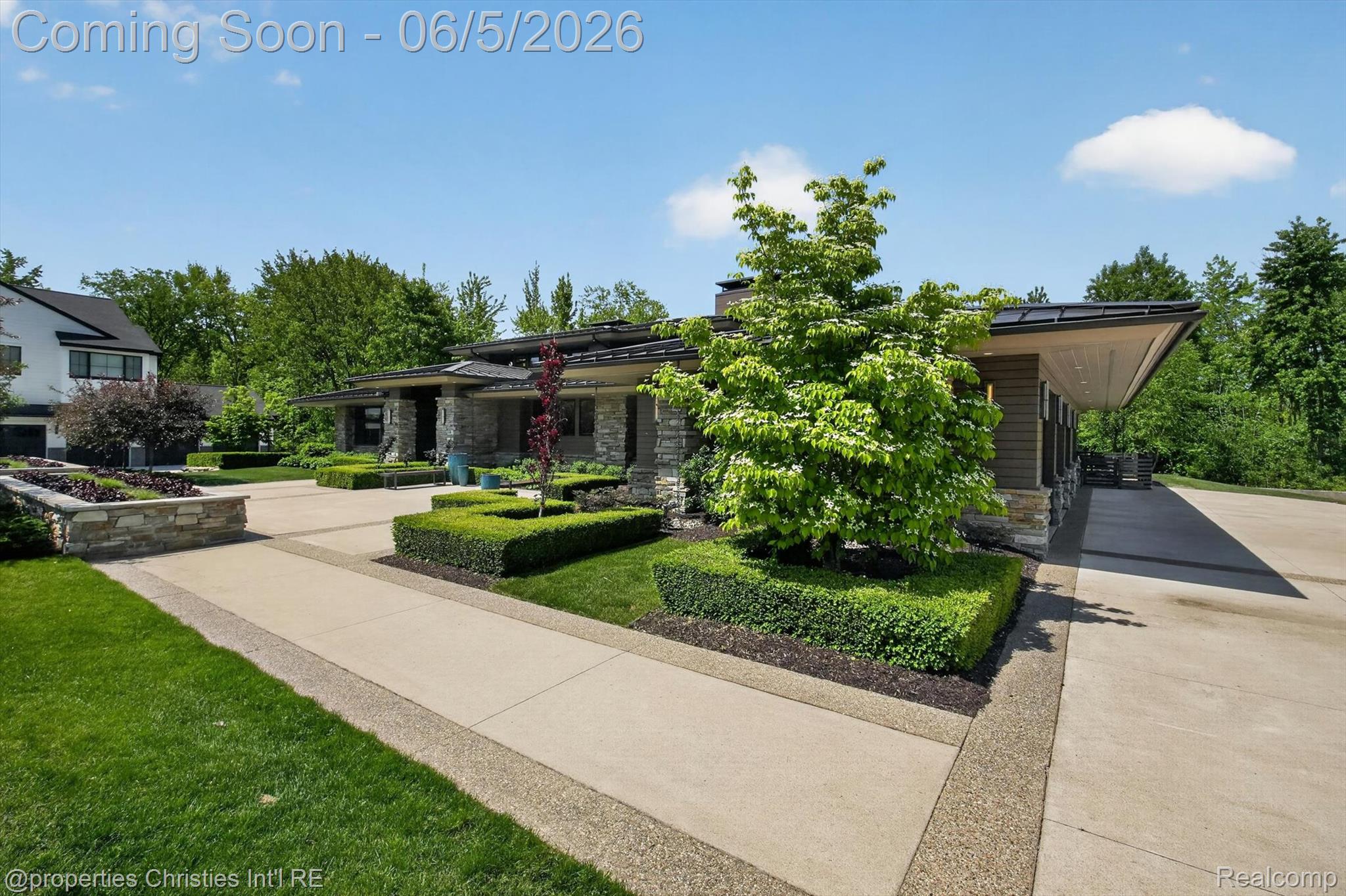 22635 Evergreen Court