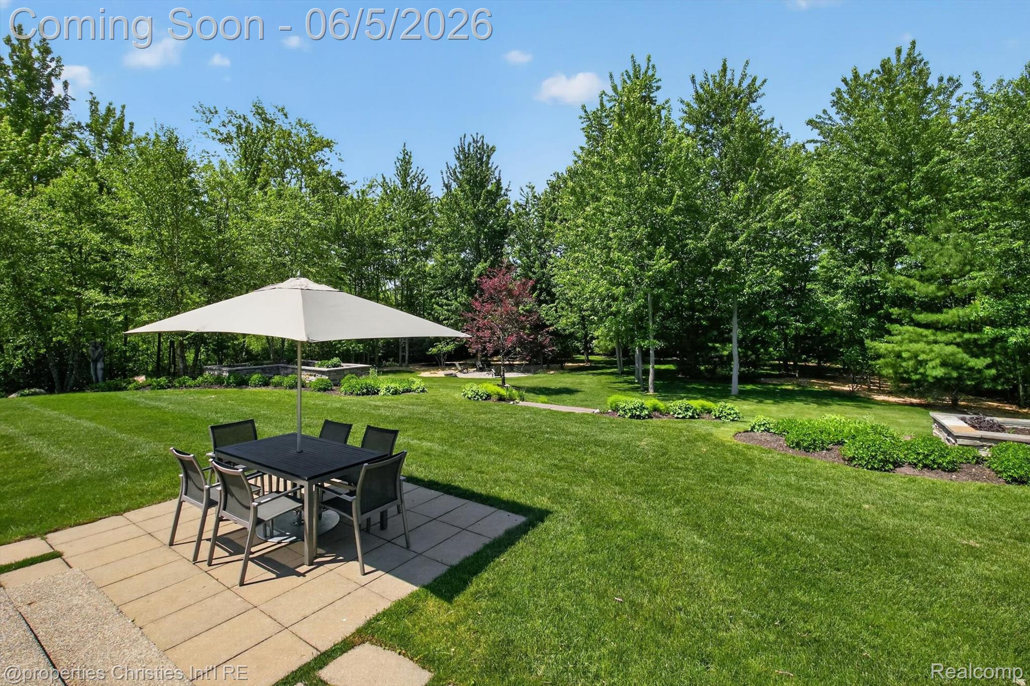 22635 Evergreen Court