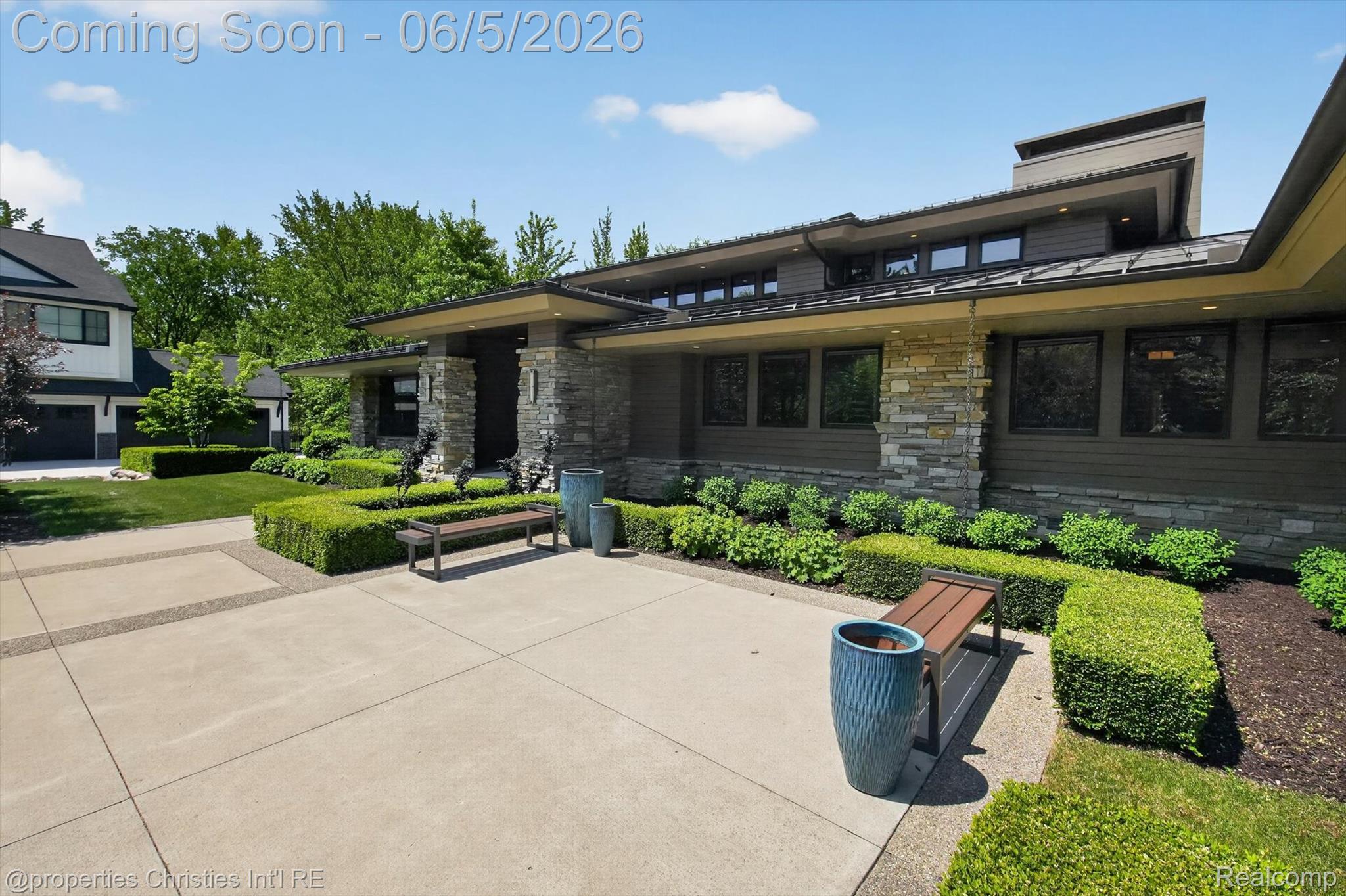 22635 Evergreen Court