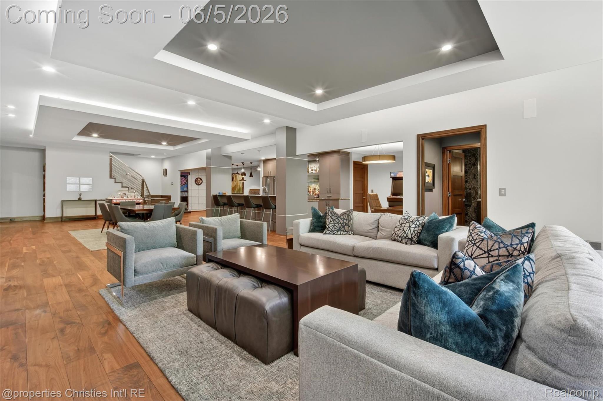 22635 Evergreen Court