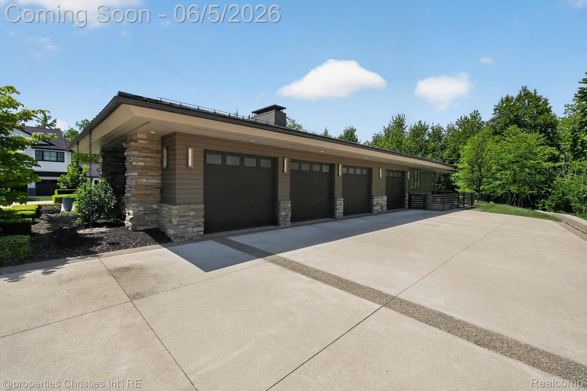22635 Evergreen Court