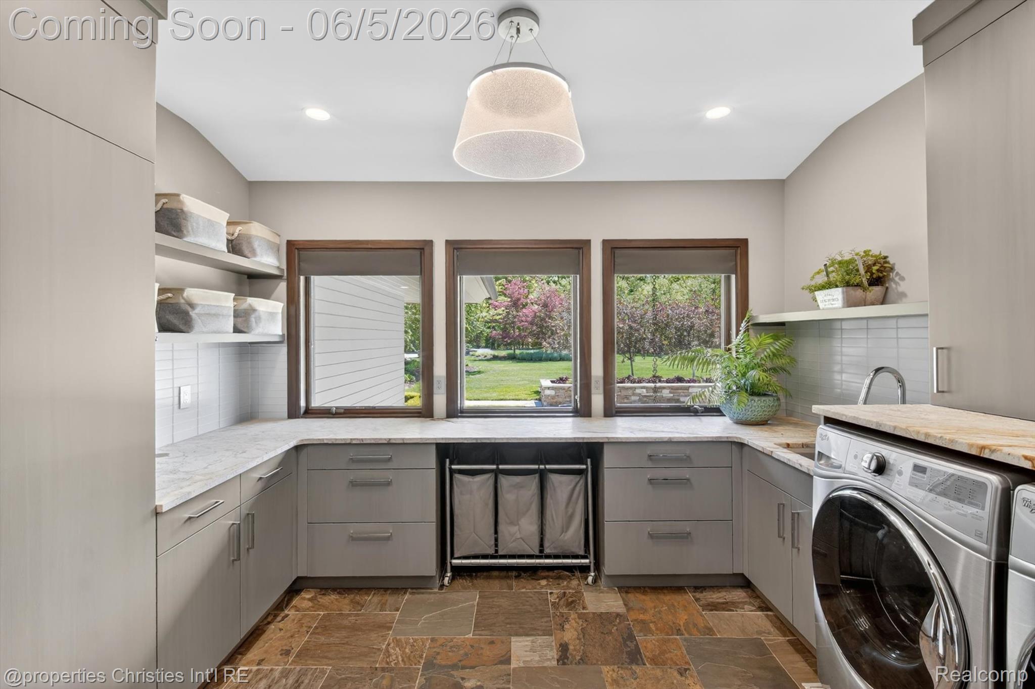 22635 Evergreen Court