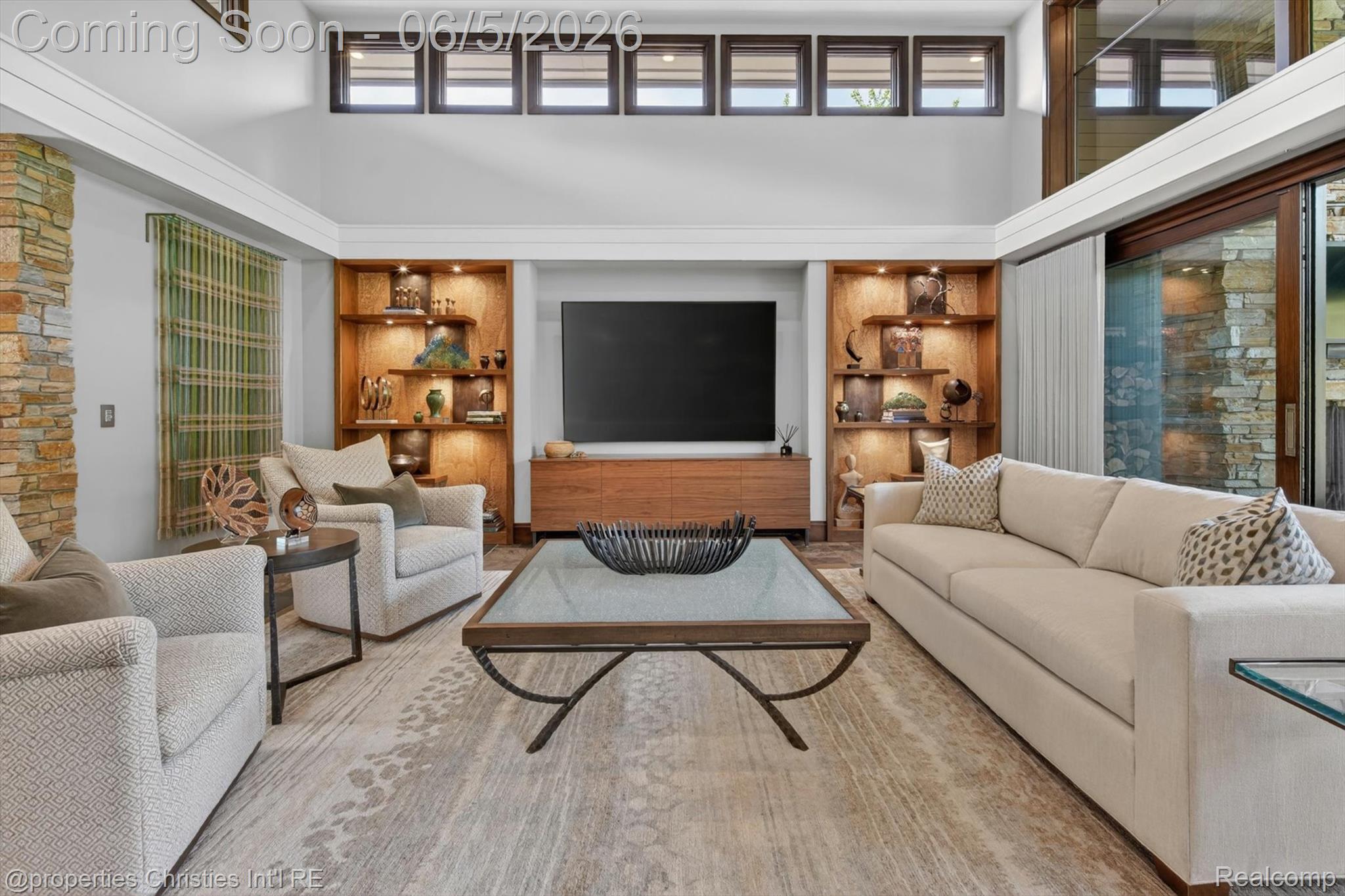 22635 Evergreen Court