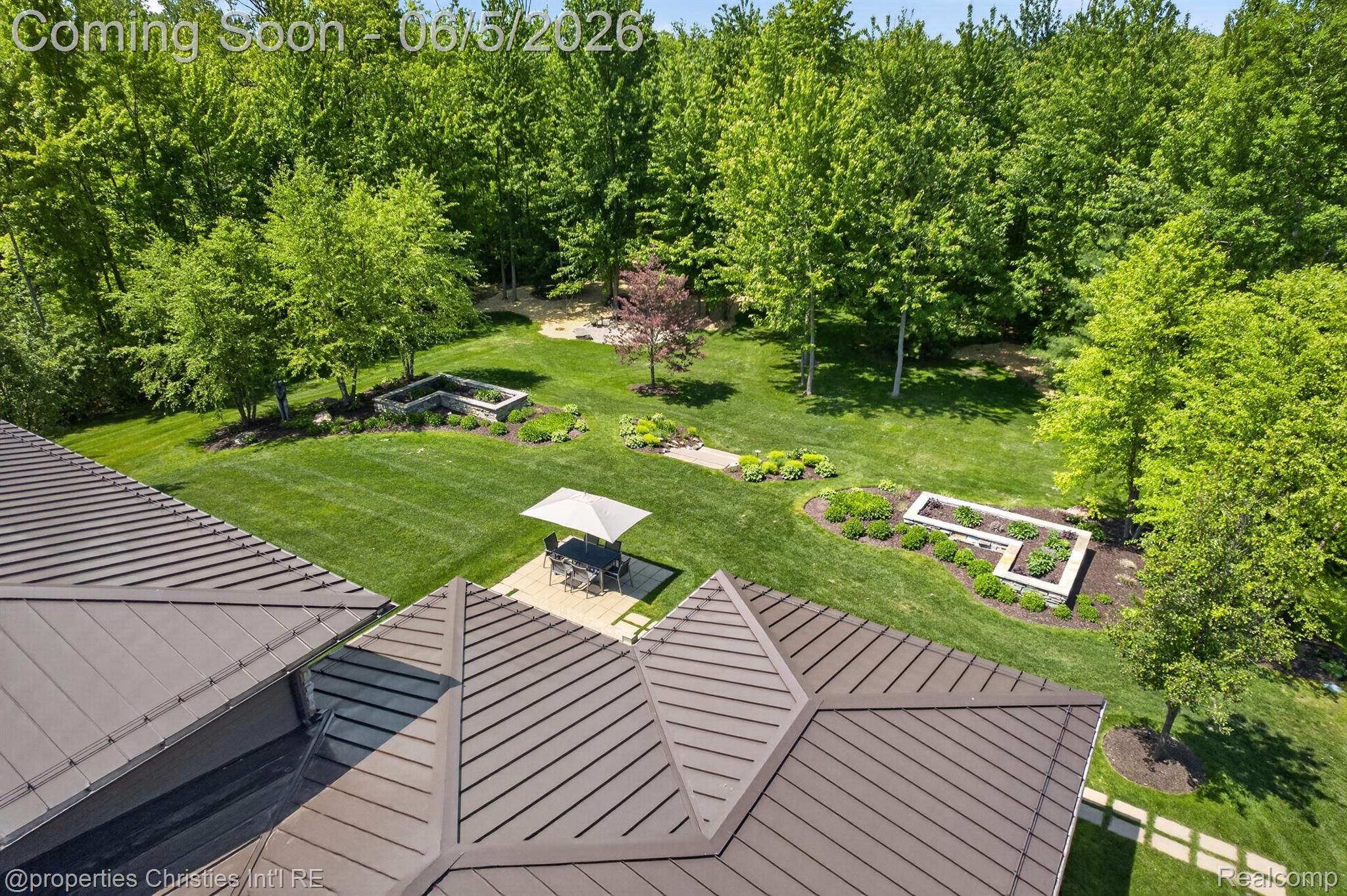 22635 Evergreen Court