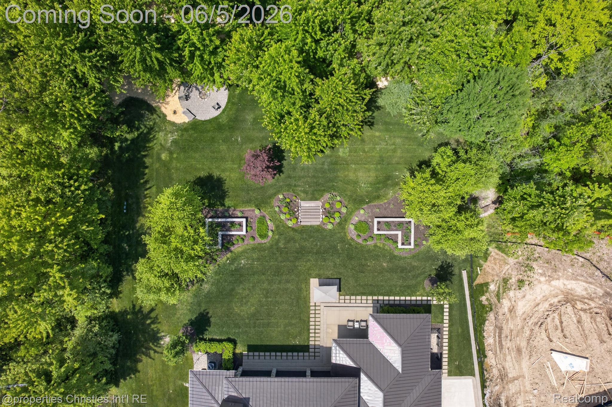22635 Evergreen Court