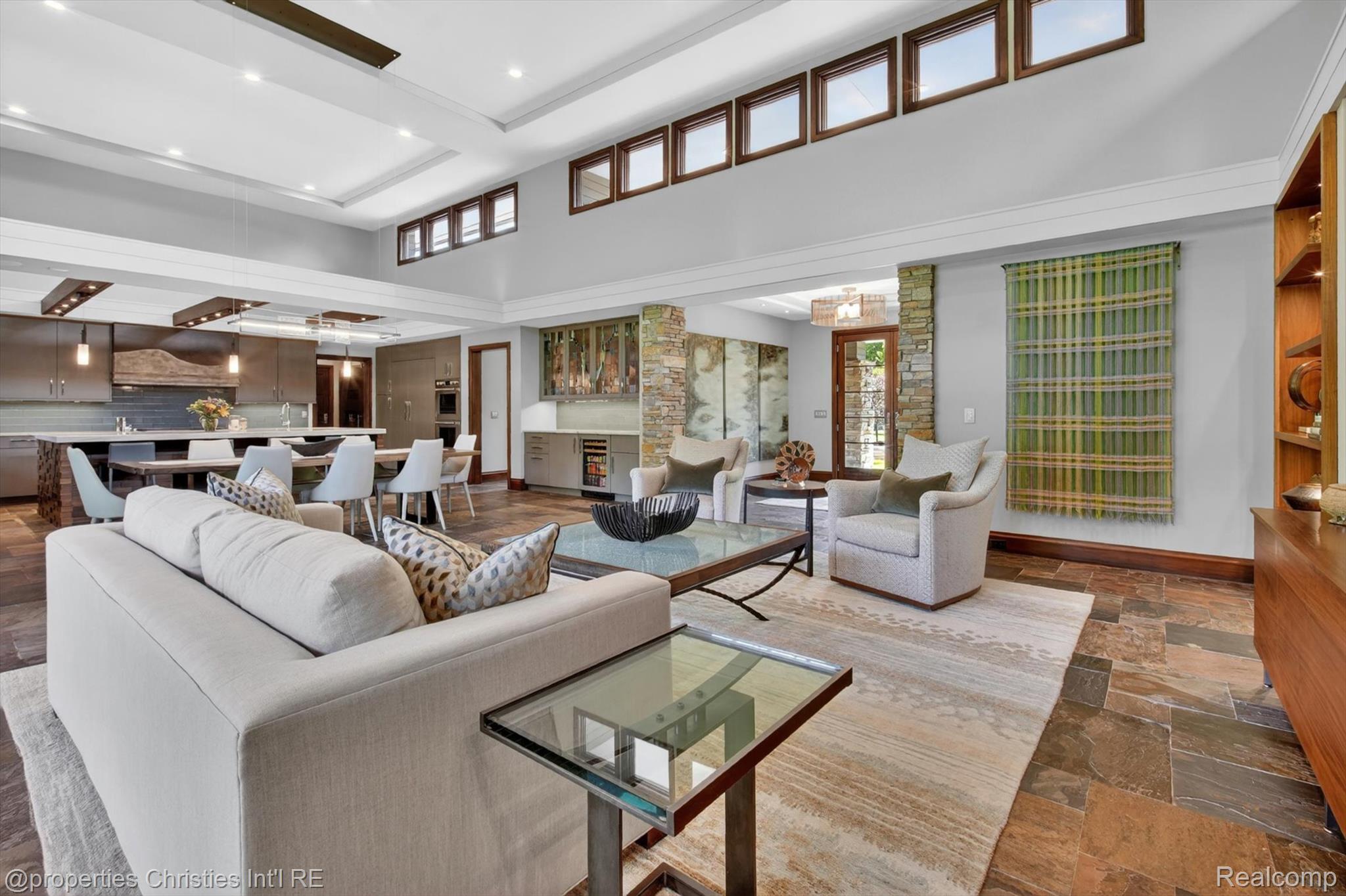 22635 Evergreen Court