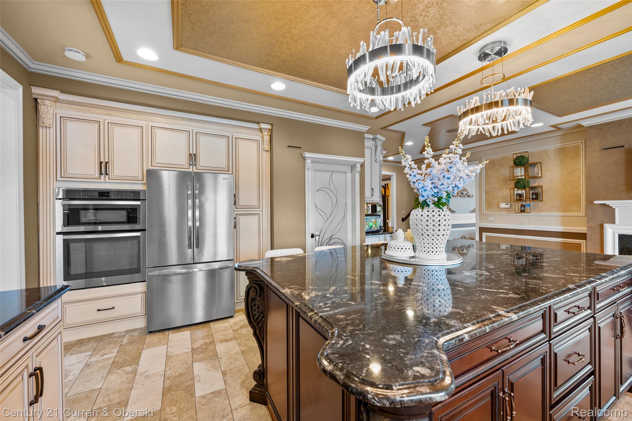 18091 Peninsula Way