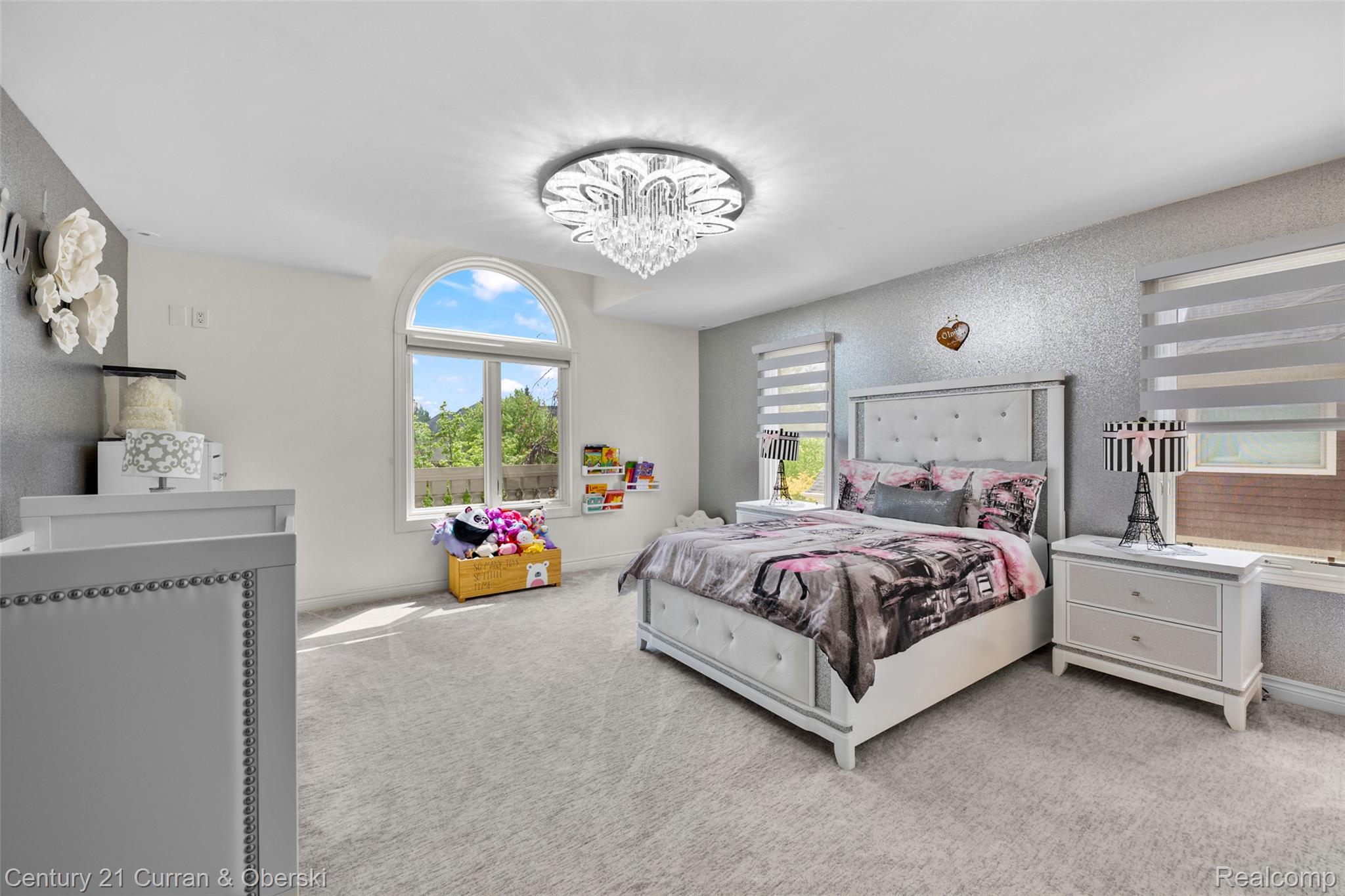 18091 Peninsula Way