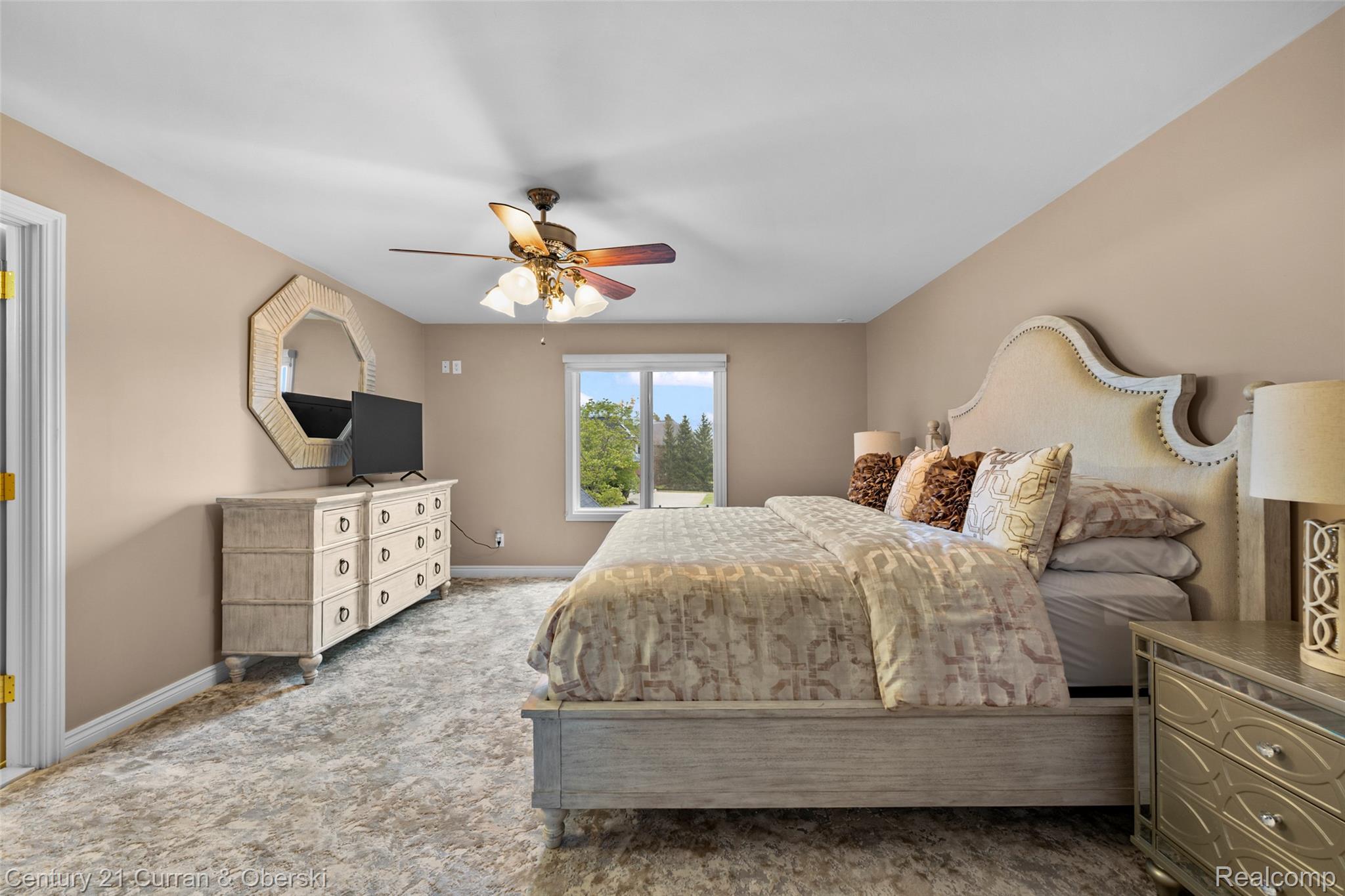 18091 Peninsula Way