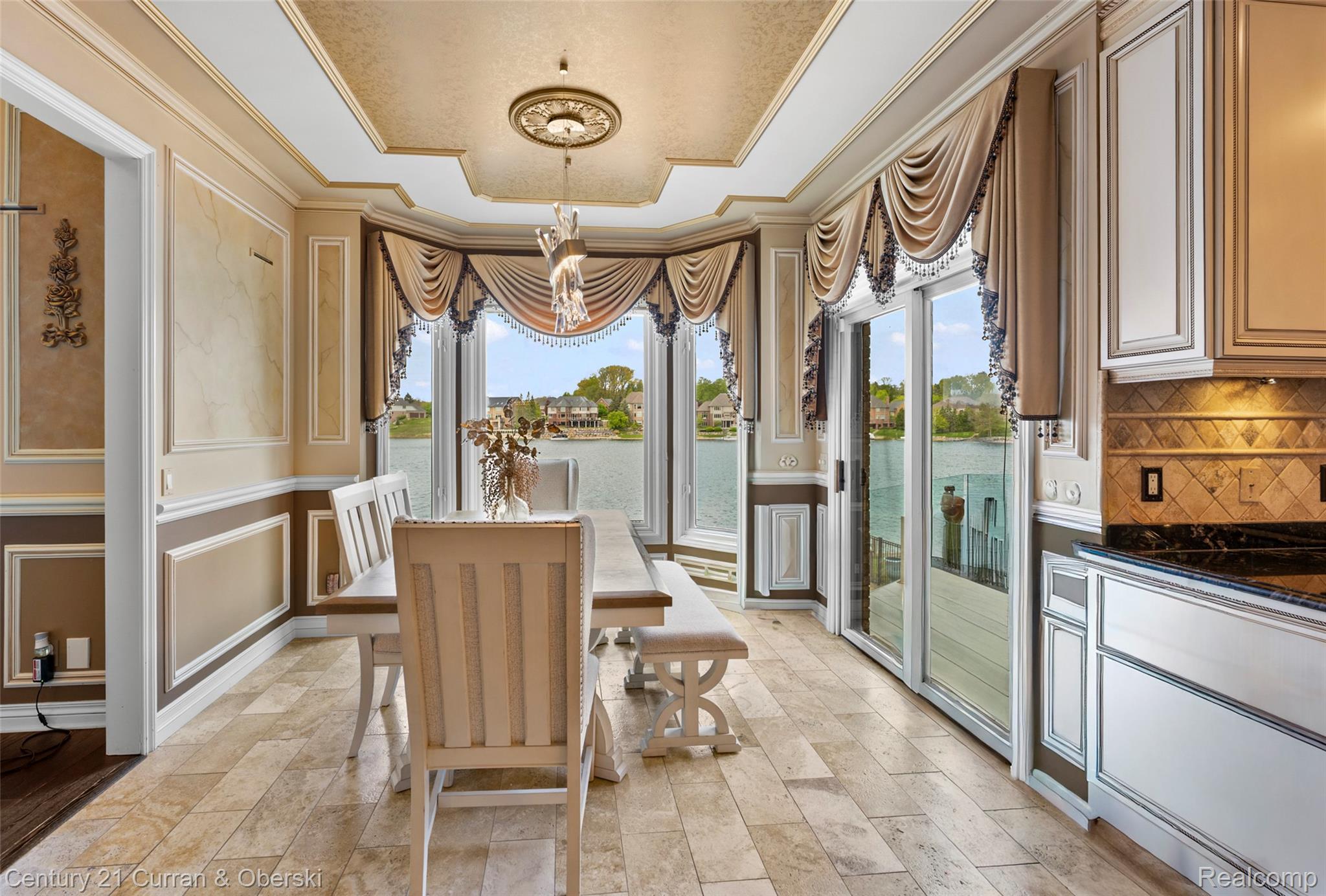 18091 Peninsula Way