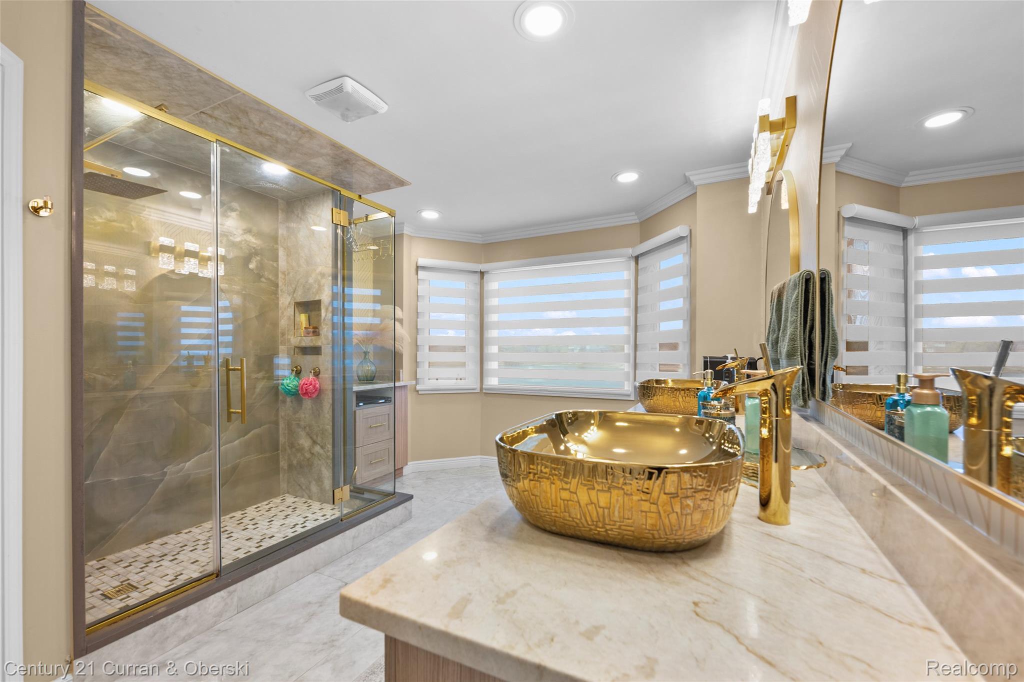 18091 Peninsula Way