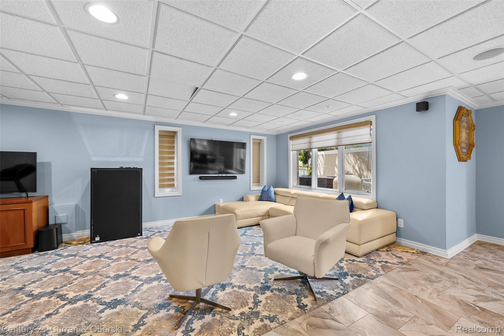 18091 Peninsula Way