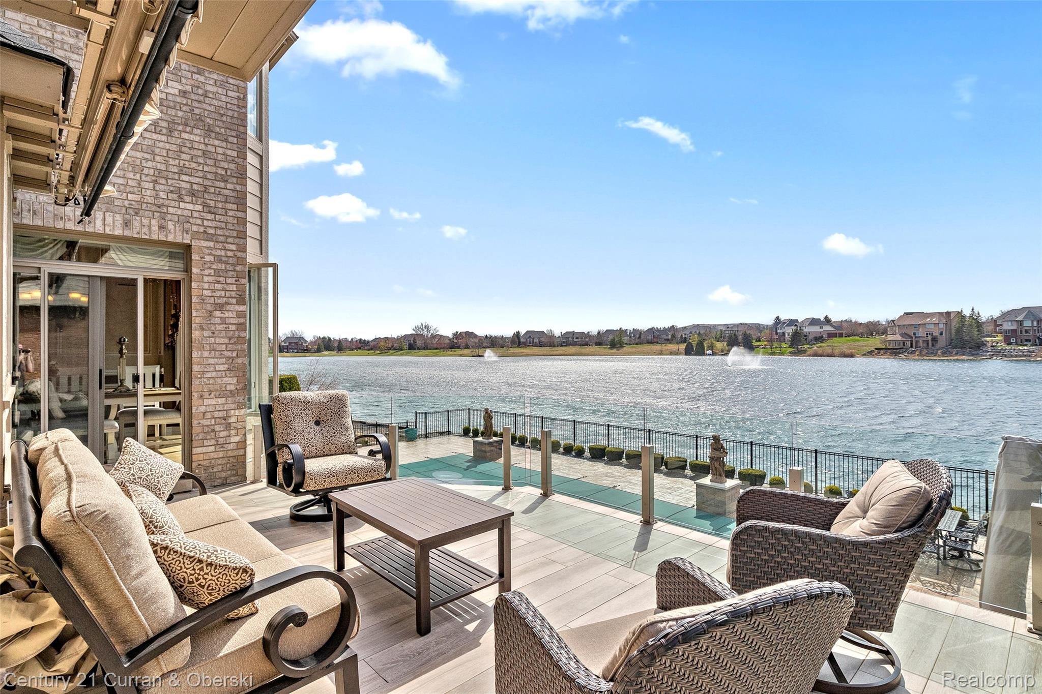 18091 Peninsula Way