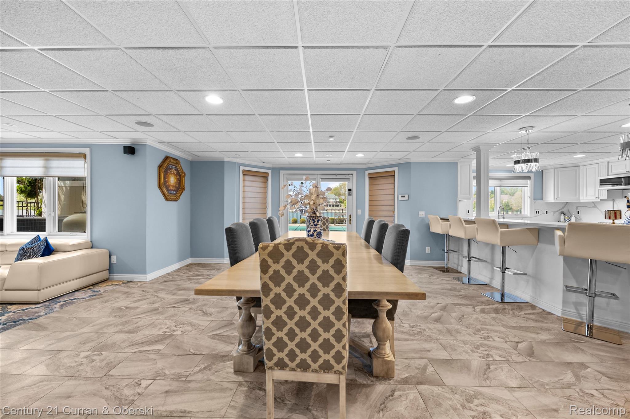 18091 Peninsula Way