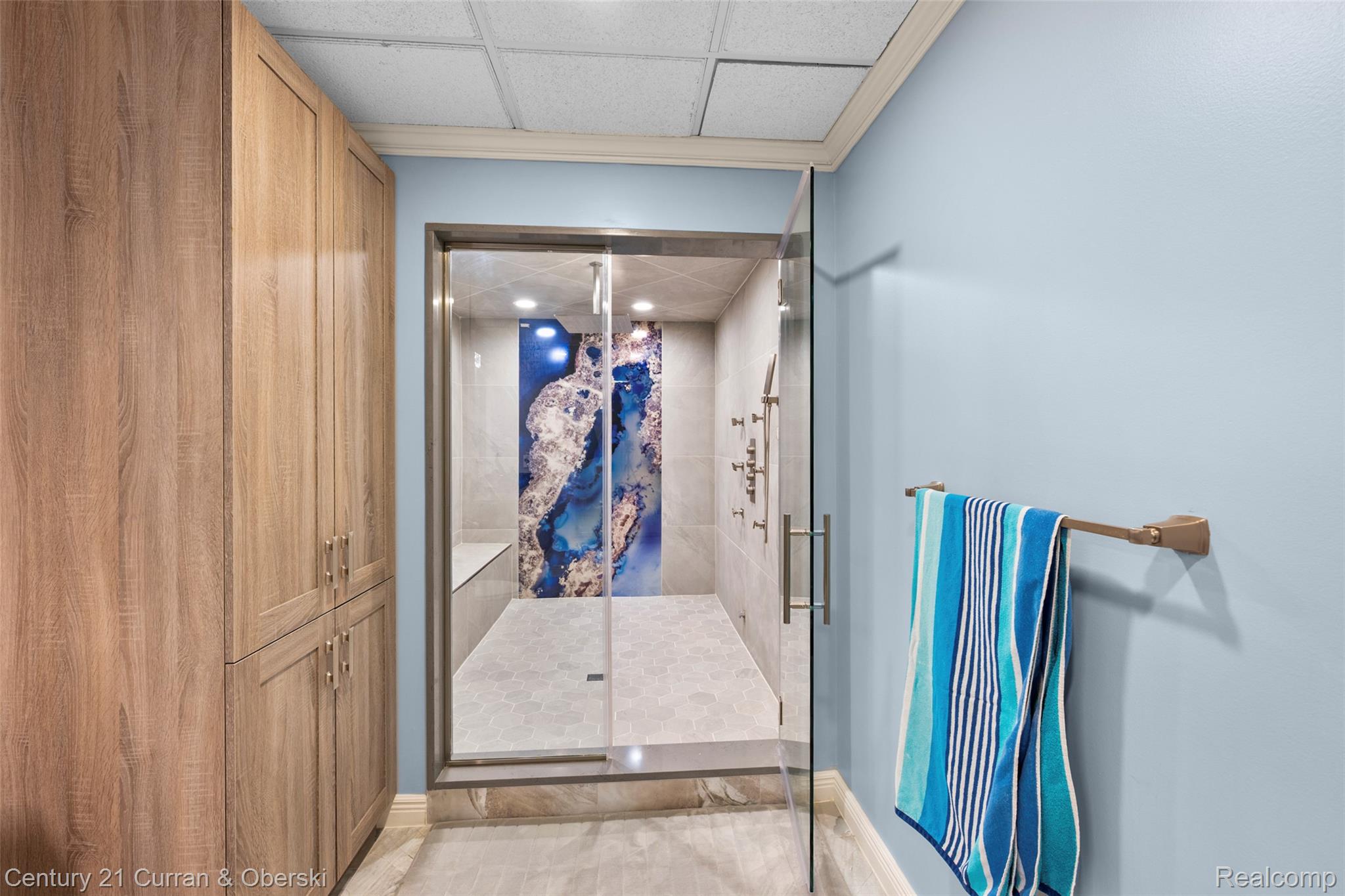 18091 Peninsula Way
