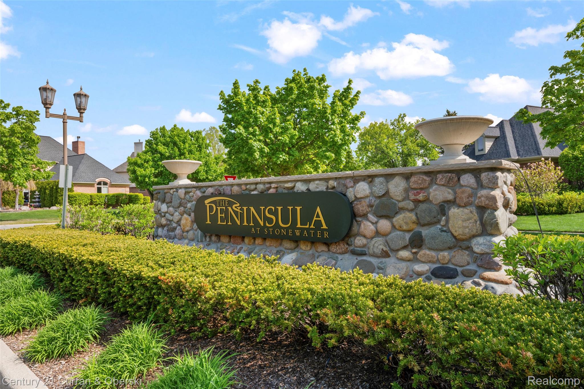 18091 Peninsula Way