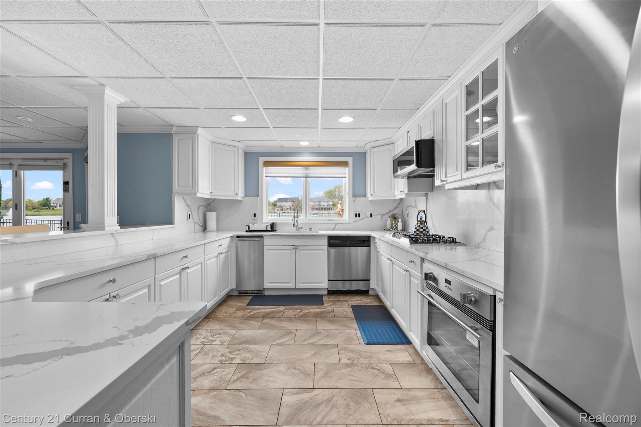 18091 Peninsula Way
