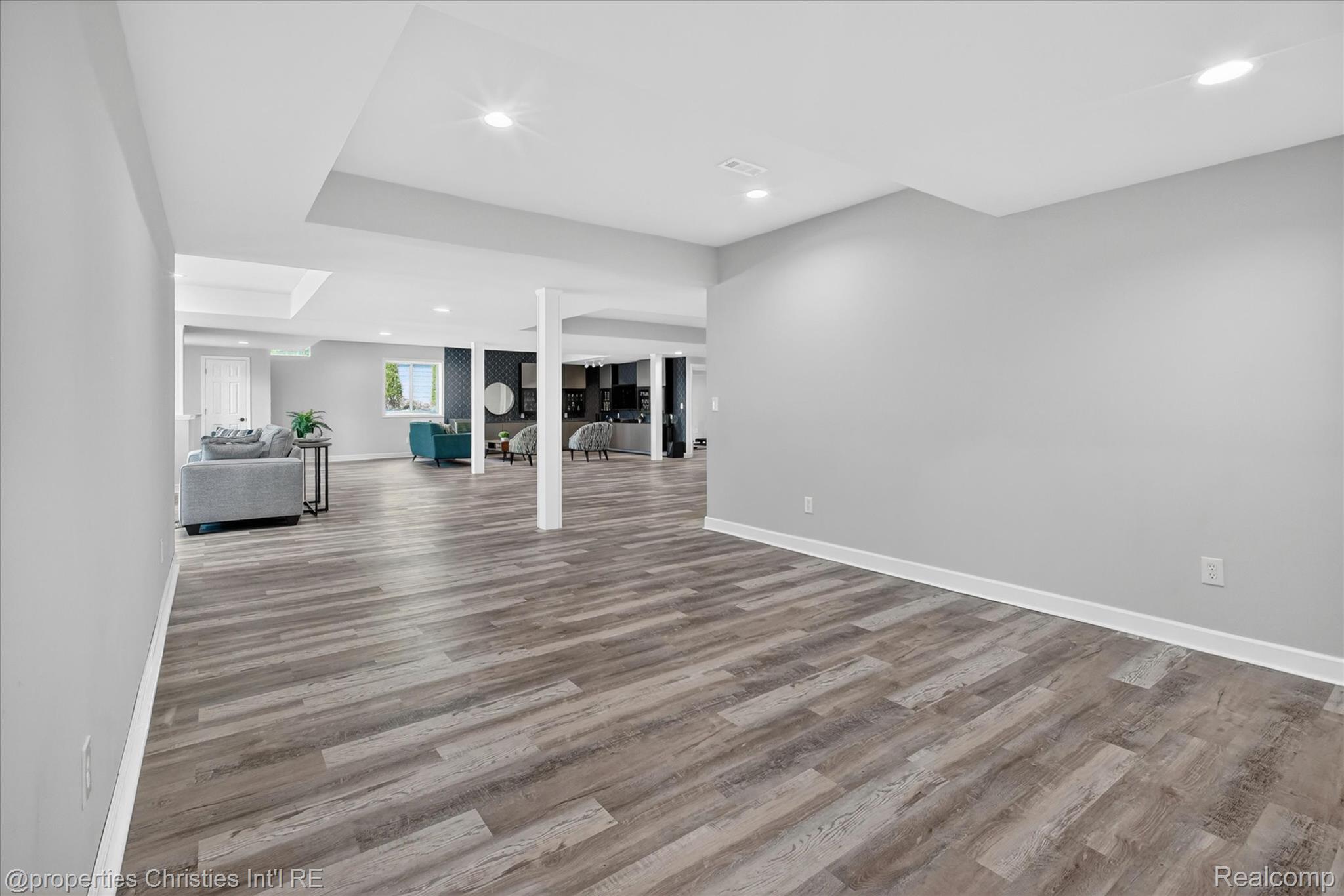 47711 Dunhill Court