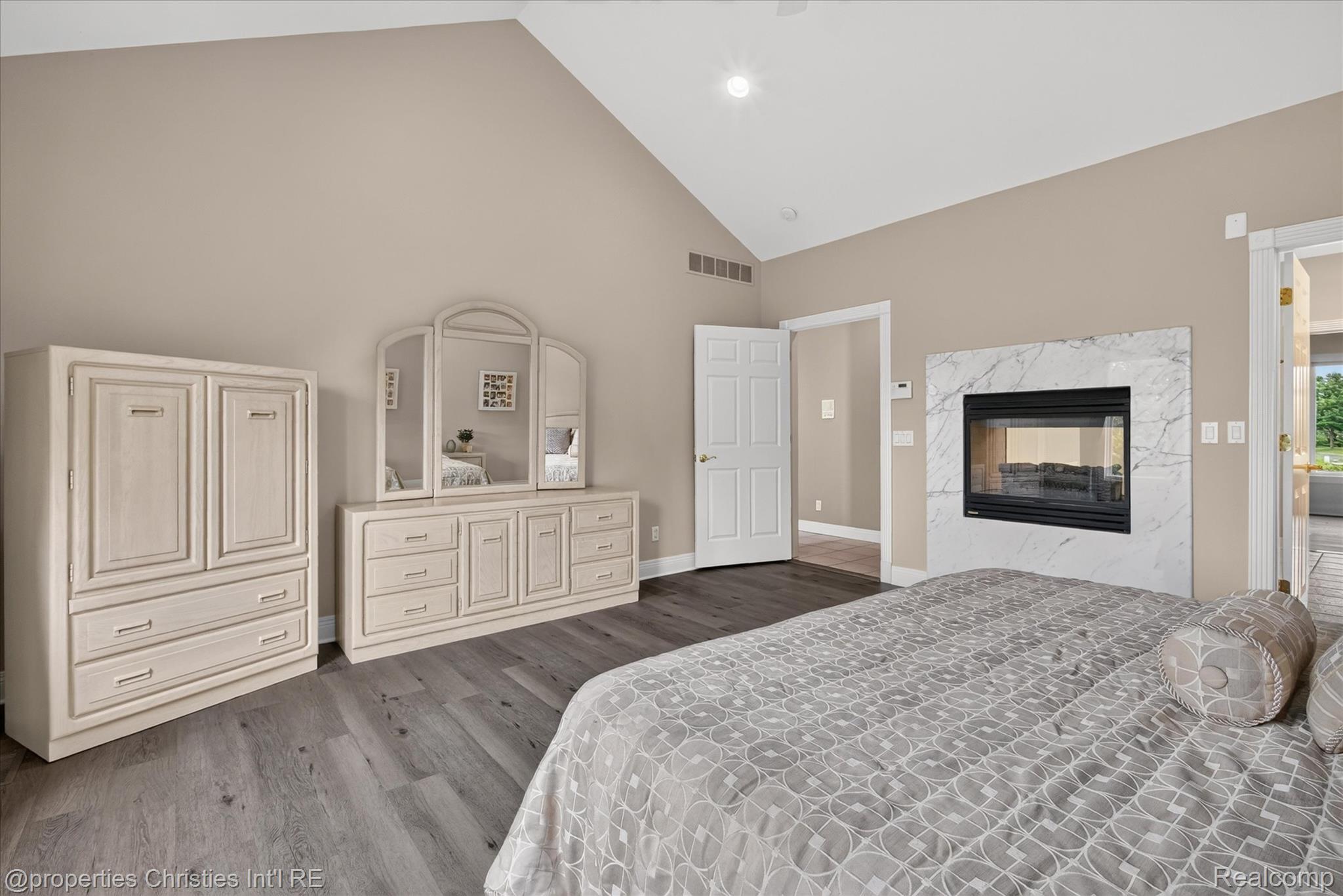 11808 Landers Drive