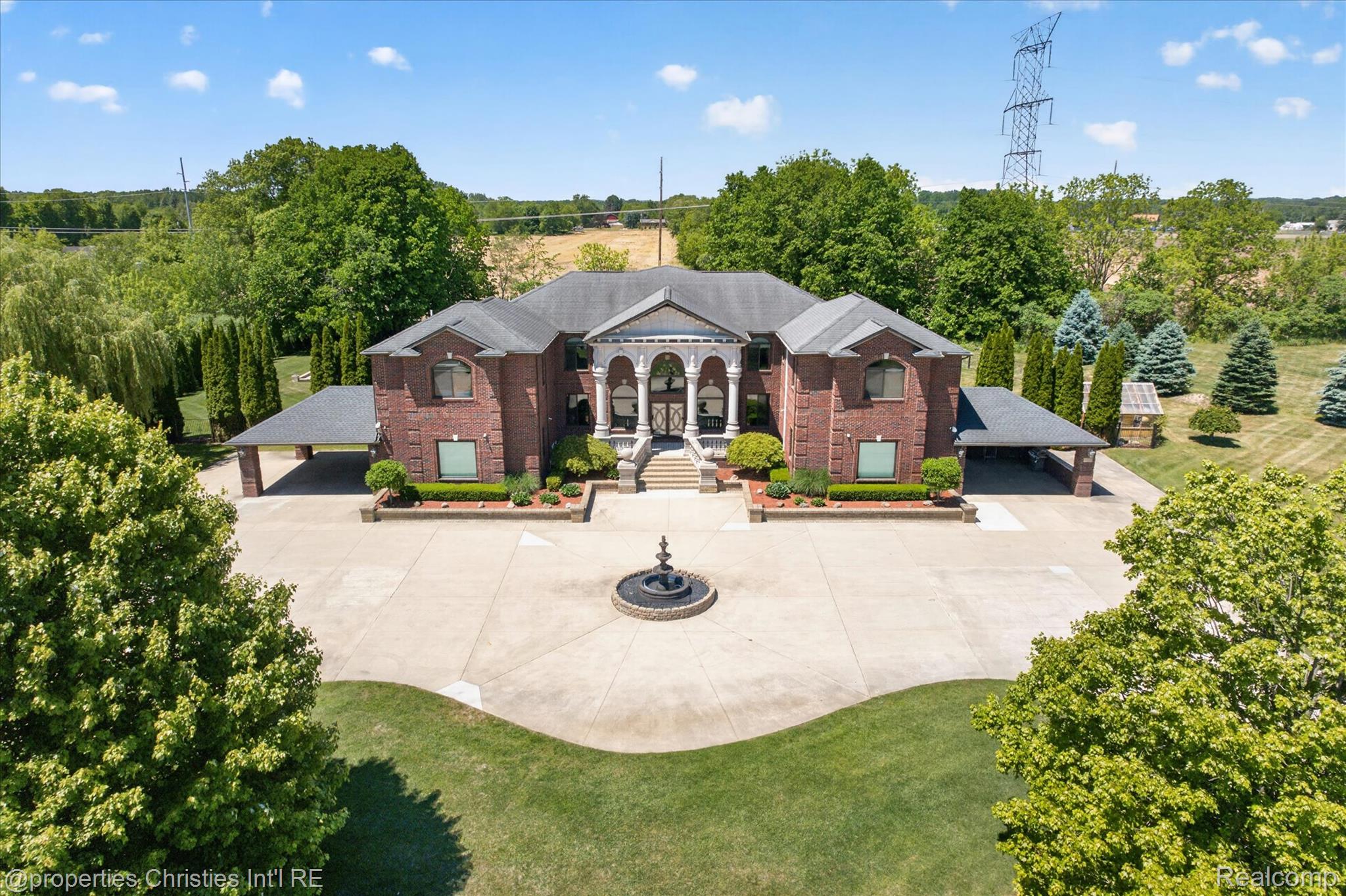 6223 Valleyfield Drive