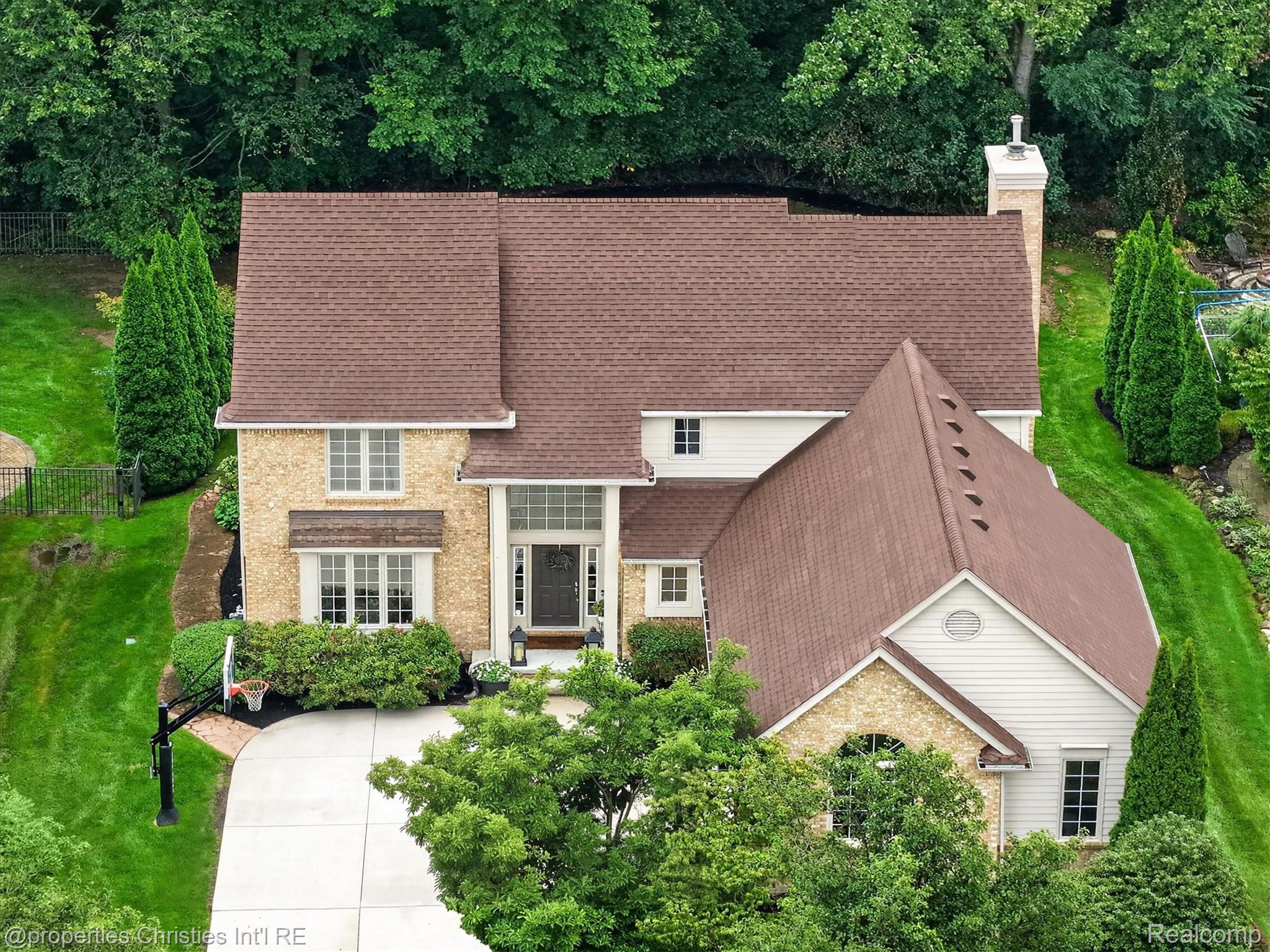 18032 Cascade Drive Northville Township Wayne MICHIGAN