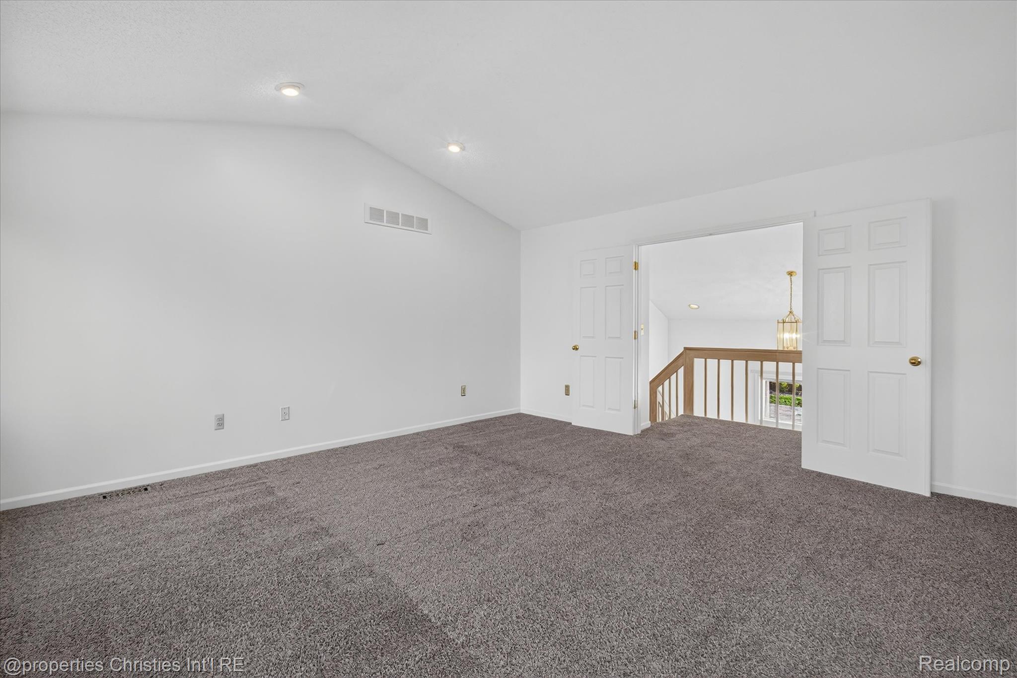29461 Cove Creek LN