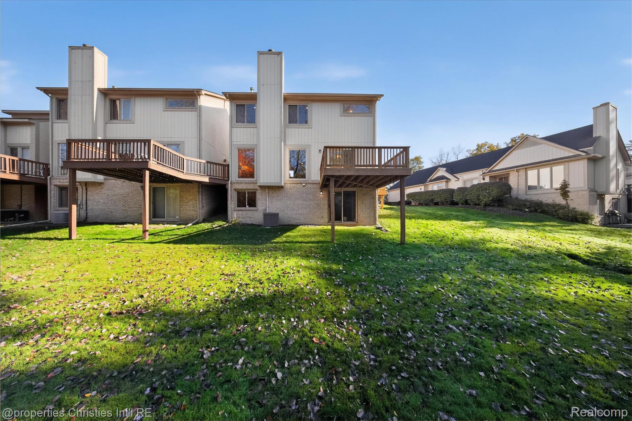 29461 Cove Creek LN