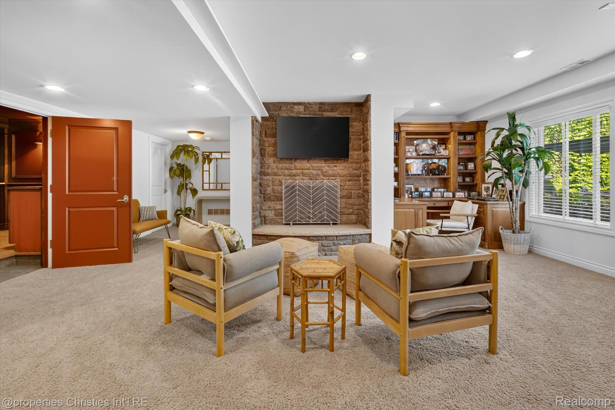 47825 Bellagio DR