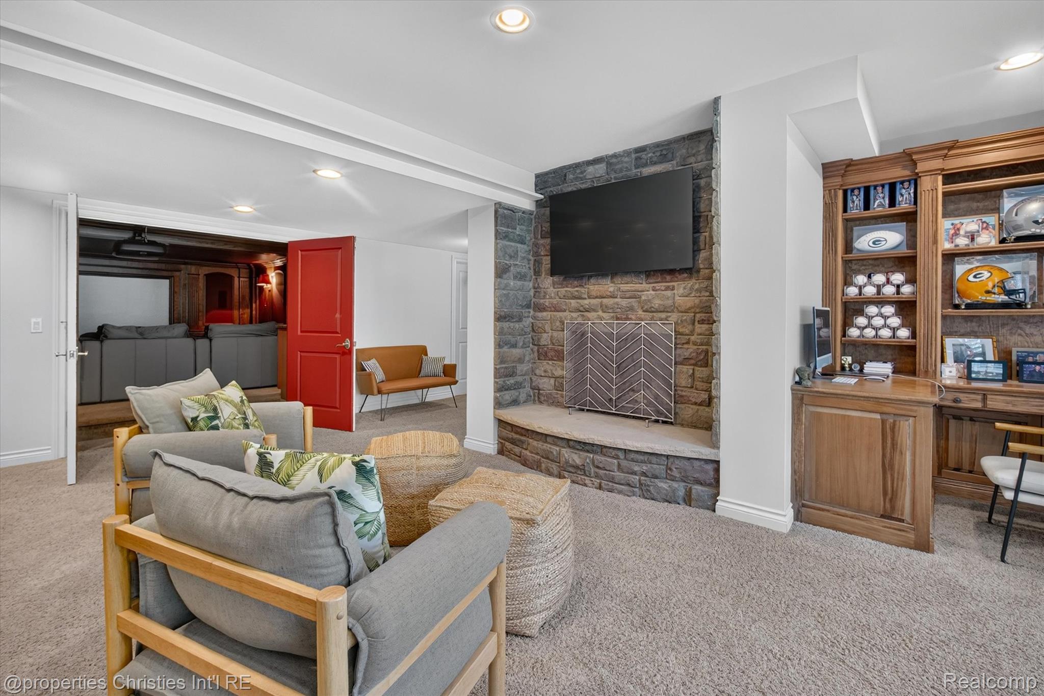 47825 Bellagio DR
