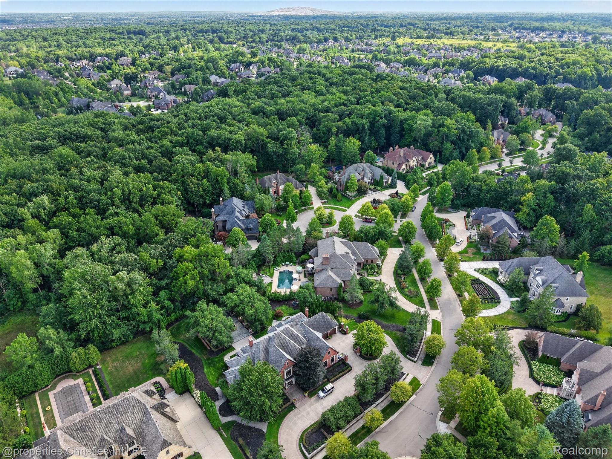 47825 Bellagio DR