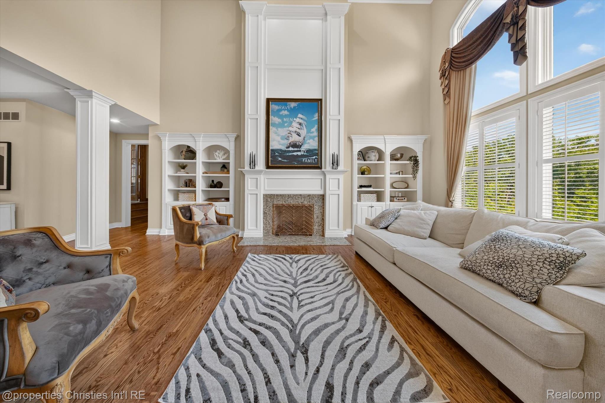 47825 Bellagio DR