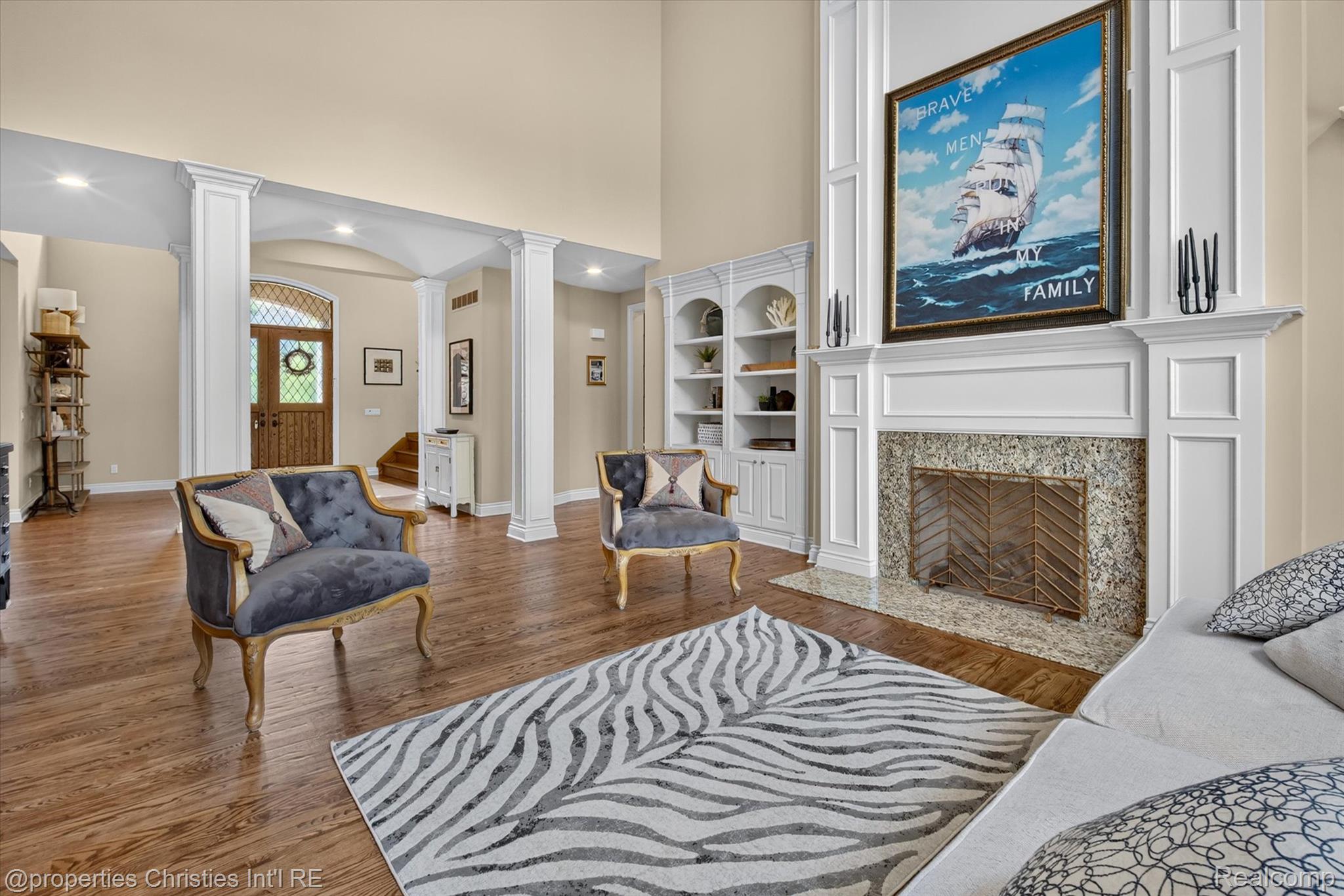 47825 Bellagio DR