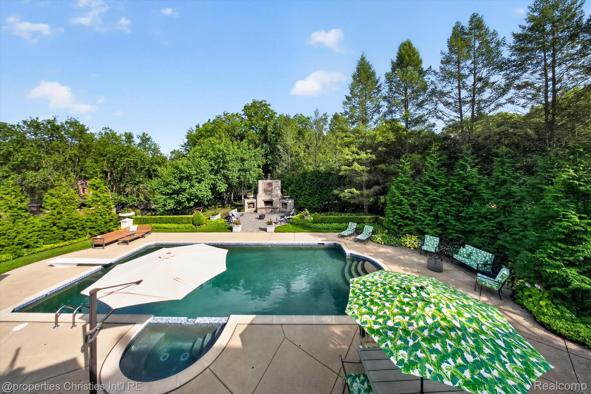 47825 Bellagio DR