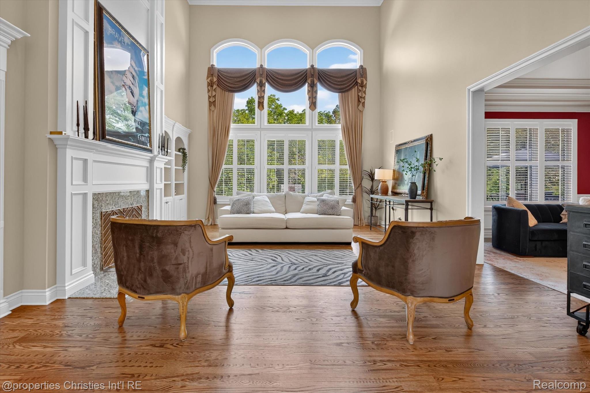 47825 Bellagio DR