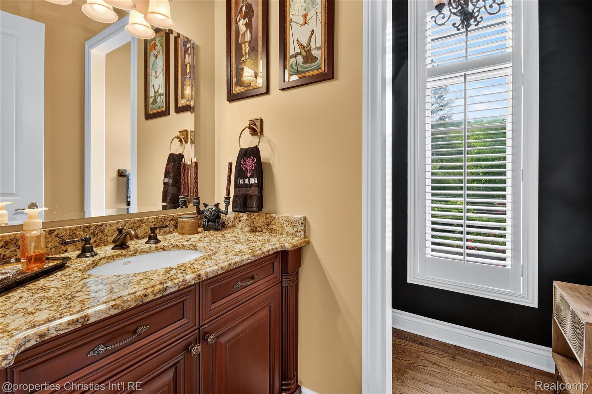 47825 Bellagio DR