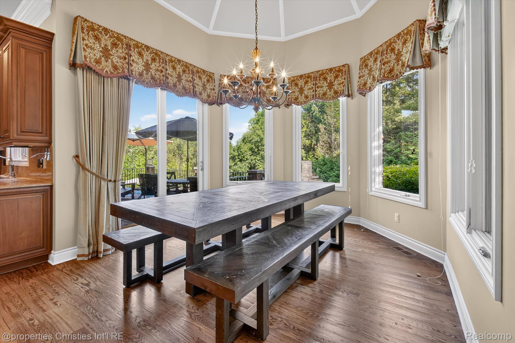 47825 Bellagio DR