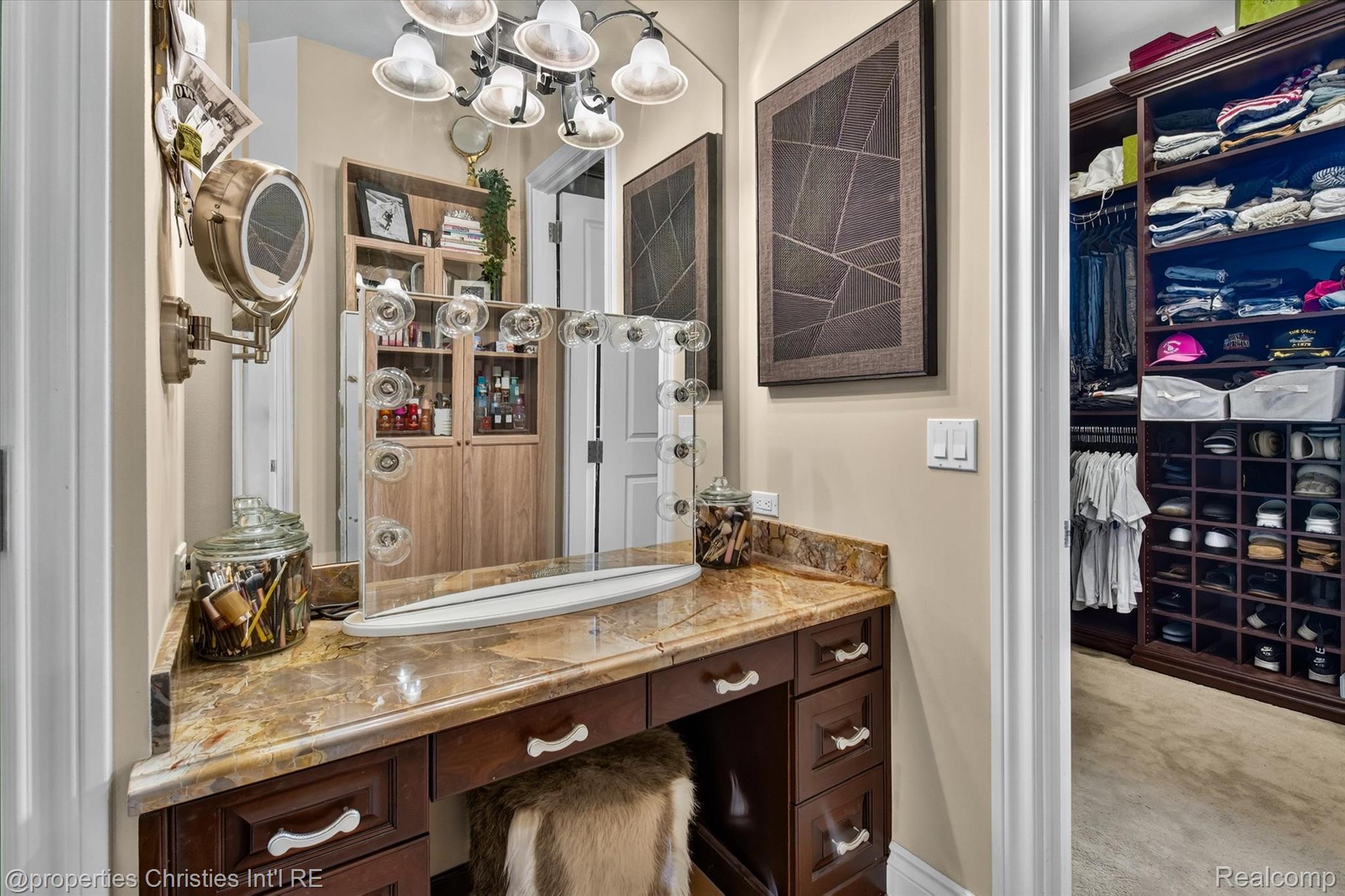 47825 Bellagio DR