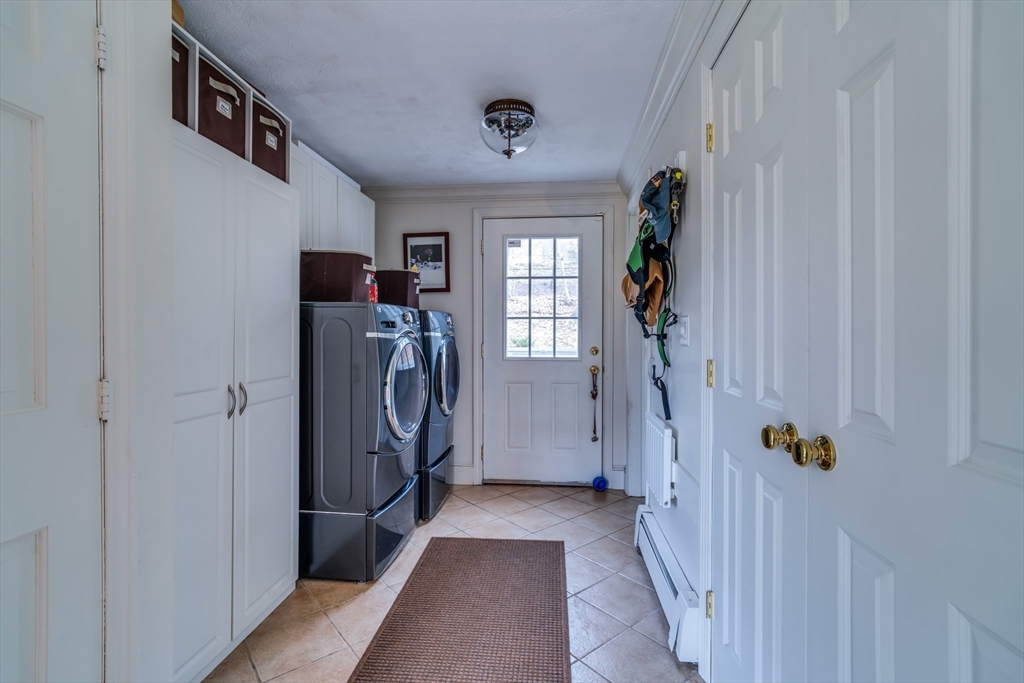63 Parsonage Ln