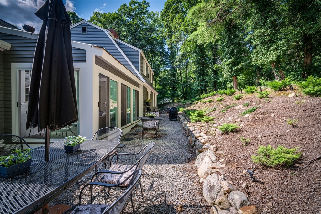 63 Parsonage Ln