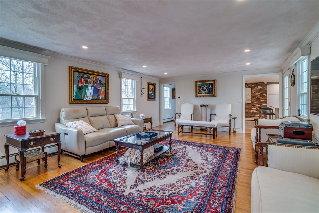 63 Parsonage Ln
