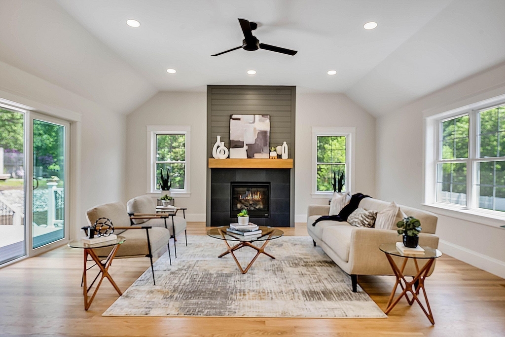 125 Greenwood Rd