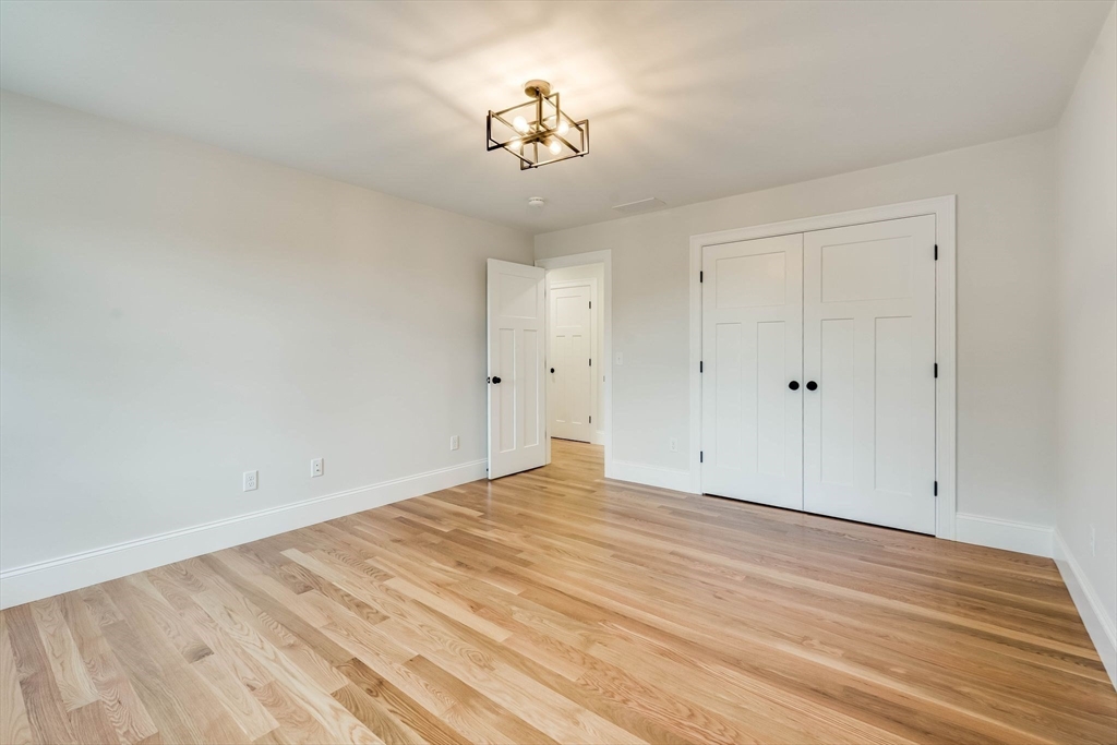 125 Greenwood Rd