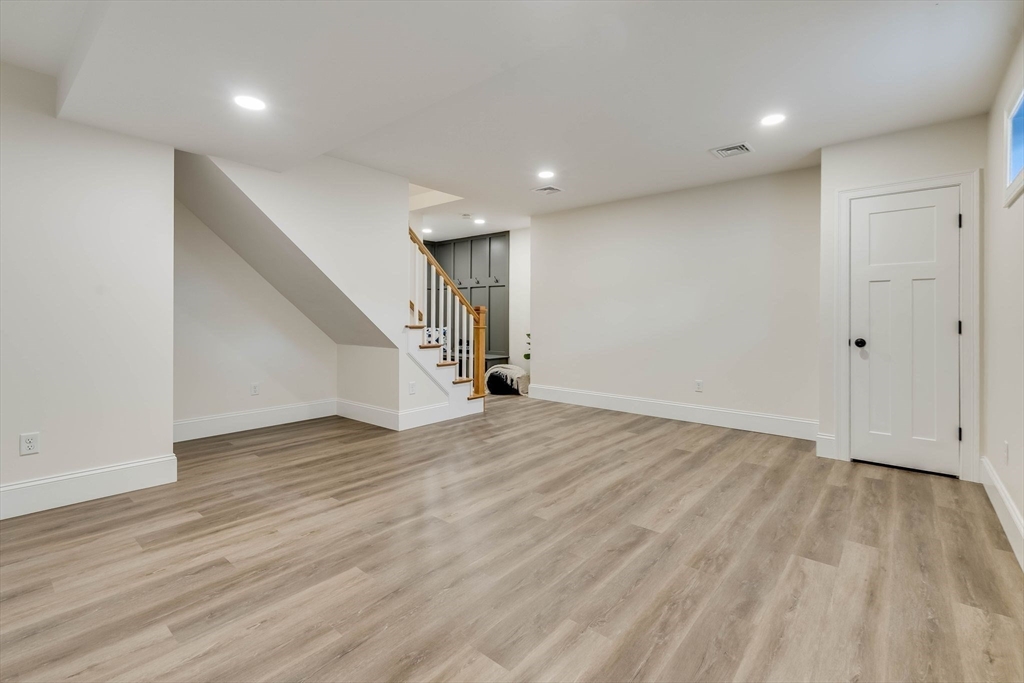 125 Greenwood Rd