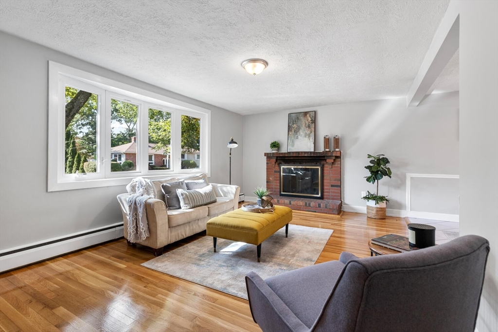 34 Sycamore Rd
