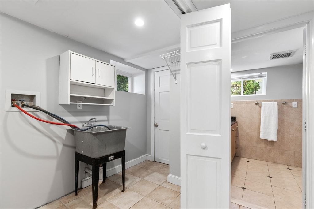 34 Sycamore Rd