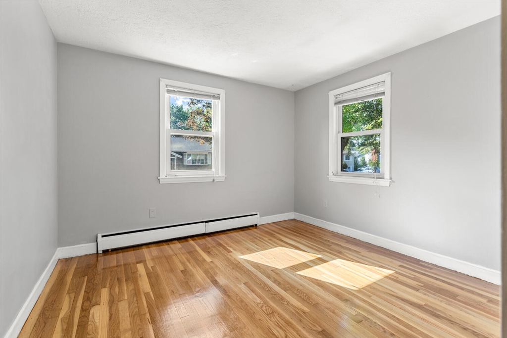 34 Sycamore Rd