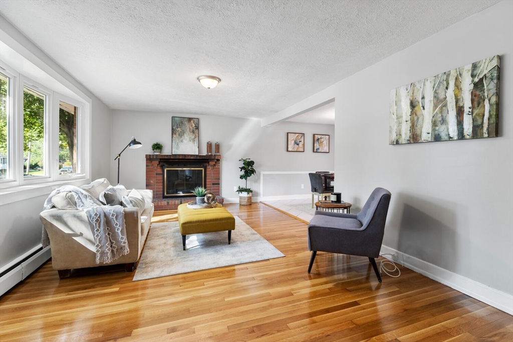 34 Sycamore Rd