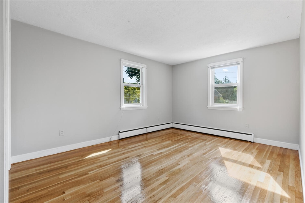 34 Sycamore Rd